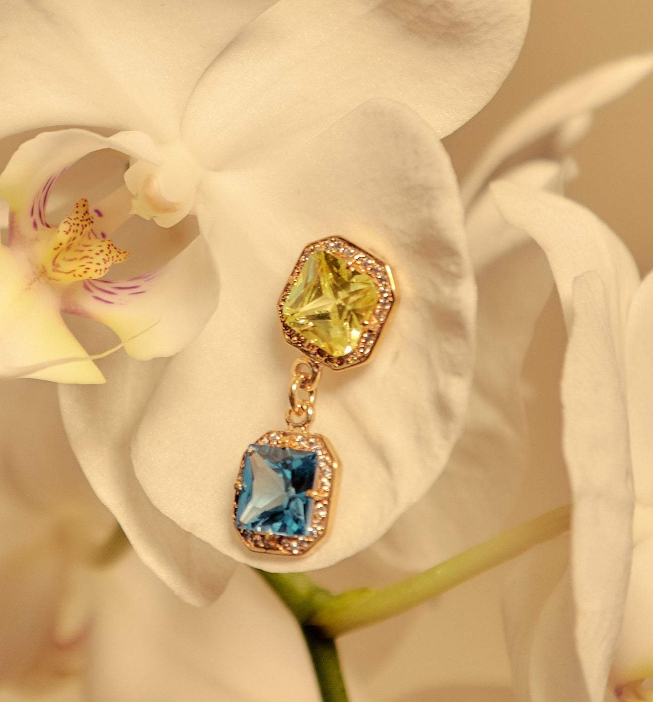 Aretes Dorados Dobles